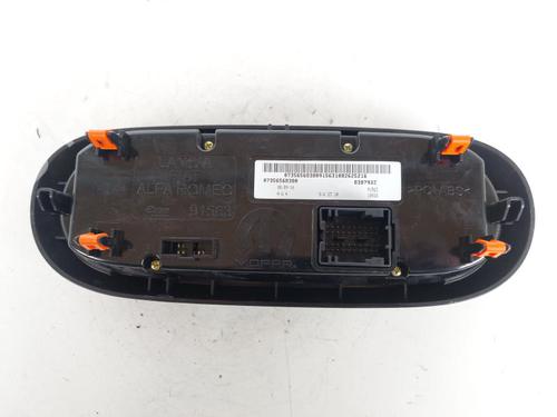 Climate control FIAT 500X (334_) 1.6 D Multijet (334AXA1B, 334AXA11) | BP23399771I5 
