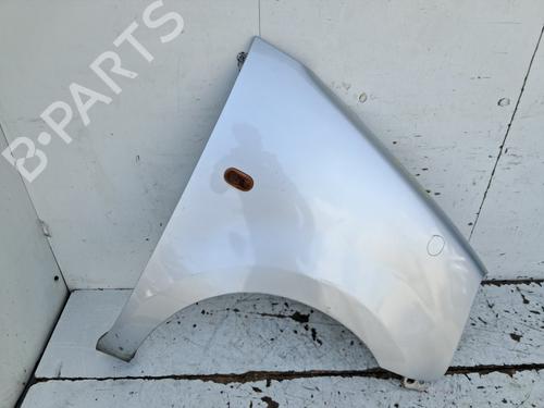 Used Right front fenders Right front fenders 37757543 37757543