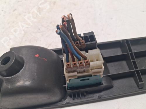 Left front window switch LANCIA MUSA (350_) 1.4 LPG (350.AXF1A) | BP39498817I27 - Image 4