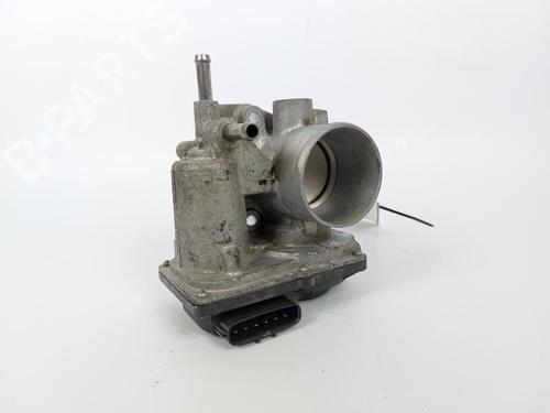 Used Throttle body TOYOTA YARIS (_P13_) 1.5 Hybrid (NHP130_, NHP130) (101 hp) 17204625