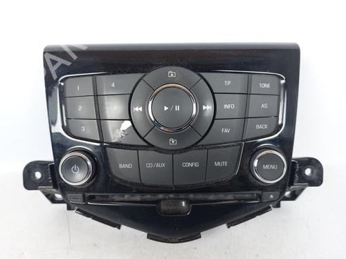 Used Radio Radio 15165951 15165951