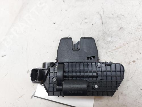 Achterklepslot PEUGEOT 2008 I (CU_) 1.2 THP 110 / PureTech 110 (110 hp) 28529115