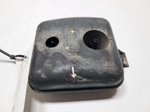 Used Vacuum pump Vacuum pump FIAT 500X (334_) 1.3 D Multijet (334AXH1A) (95 hp) 33196403 33196403