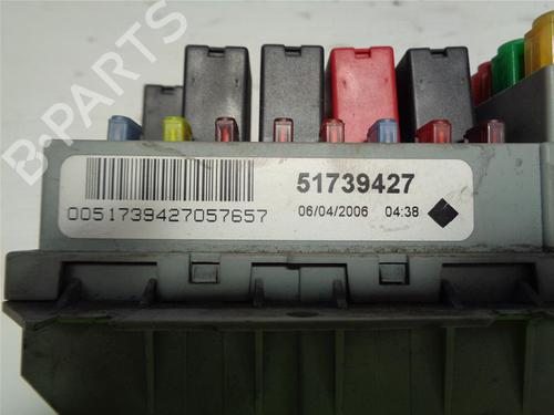 Fuse box LANCIA MUSA (350_) 1.3 D Multijet (350.AXM11, 350.AXM1A, 350.AXI1A) | BP15139264E1 