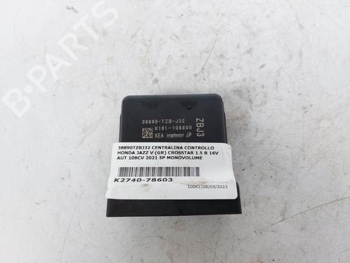 Used Engine control unit (ECU) HONDA JAZZ V (GR_, GS_) 1.5 eHEV (GR3, GR6) (109 hp) 15173423