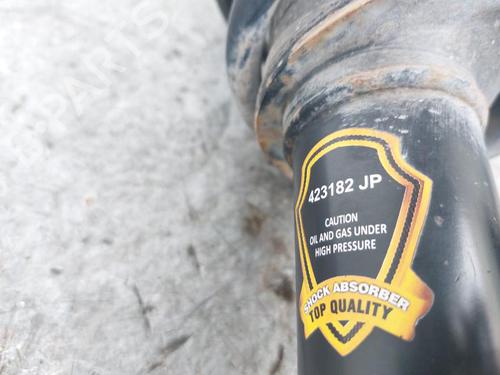 Right front shock absorber LANCIA MUSA (350_) 1.9 D Multijet (350.AXC1A) | BP30478473M17