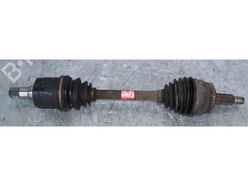 Used Left front driveshaft HYUNDAI TUCSON (JM) 2.0 CRDi (113 hp) 15145689