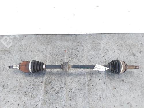 Drivaksel fortil Højre TOYOTA YARIS (_P9_) 1.4 D-4D (NLP90_, NLP90R) (90 hp) 19028508