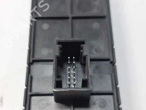Left front window switch FIAT 500L (351_, 352_) 1.3 D Multijet (199LXY1A, 199LXY11) | BP33616405I27  - Image 5