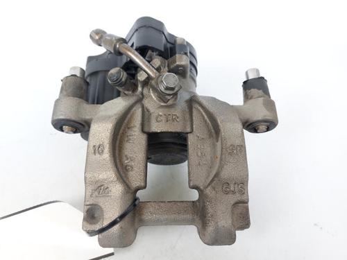 Used Right front brake caliper VW PASSAT B8 (3G2, CB2) 1.6 TDI (120 hp) 15168411