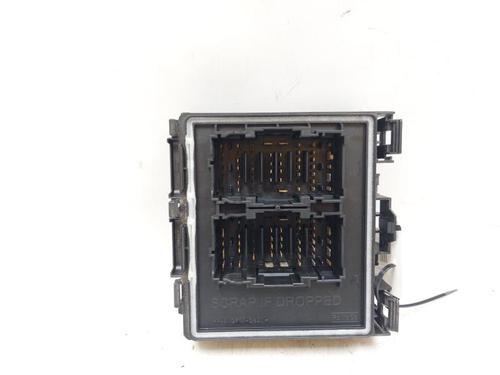 Used Fuse box Fuse box 26678168 26678168