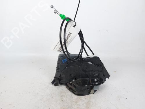 Used Front right lock TOYOTA YARIS (_P13_) 1.5 Hybrid (NHP130_, NHP130) (101 hp) 20502333