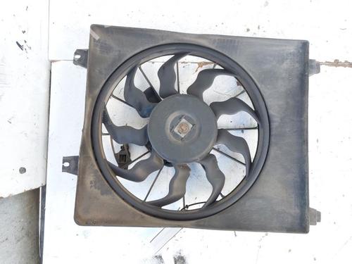 Used Radiator fan HYUNDAI SANTA FÉ II (CM) 2.2 CRDi 4x4 (155 hp) 25301601
