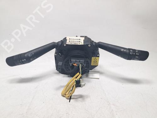 Used Steering column stalk Steering column stalk FIAT GRANDE PUNTO (199_) 1.3 D Multijet (199.AXD11, 199.AXD1A, 199.AXD1B,... (90 hp) 35775657 35775657