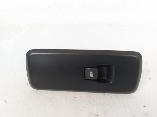 Used Right front window switch Right front window switch LAND ROVER RANGE ROVER SPORT I (L320) 3.0 D 4x4 (245 hp) 17805181 17805181