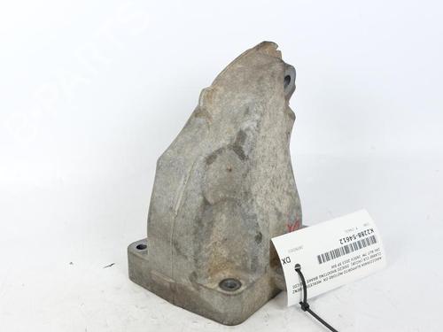 Used Engine mount MERCEDES-BENZ CLS Shooting Brake (X218) CLS 350 CDI / d (218.923) (265 hp) 15160336