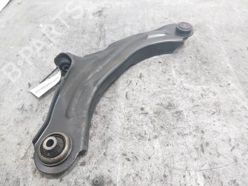 Used Left front suspension arm RENAULT CLIO IV (BH_) 1.2 TCe 120 (BHM0) (120 hp) 30536436