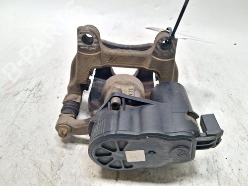 Right front brake caliper MERCEDES-BENZ A-CLASS (W177) A 250 e (177.086) | BP37757474M104 - Image 5