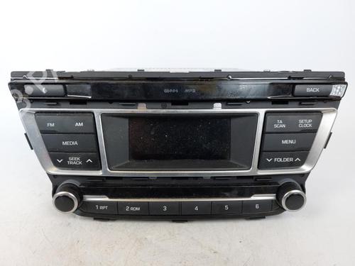 Used Radio HYUNDAI i20 II (GB, IB) 1.2 (75 hp) 15170080