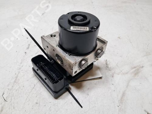 Used ABS pump ABS pump FORD FIESTA VI (CB1, CCN) 1.4 TDCi (68 hp) 33193698 33193698