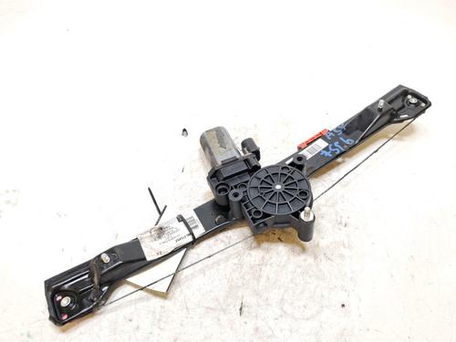 Rudehejsemekanisme ventre foran Rudehejsemekanisme ventre foran FIAT PUNTO EVO (199_) 1.3 D Multijet (199AXC1A, 199BXC1A, 199AXT1A, 199BXT1A) (75 hp) 36183750 36183750