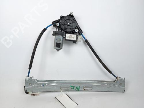 Rudehejsemotor bagstkærm venstre FIAT 500L (351_, 352_) 1.6 D Multijet (199LYD1B) (105 hp) 23880818