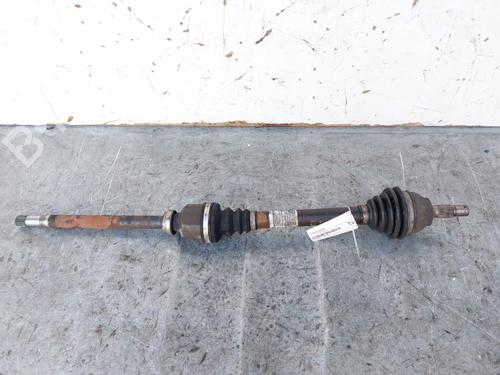 Used Right front driveshaft PEUGEOT 5008 (0U_, 0E_) 1.6 HDi (112 hp) 15165925