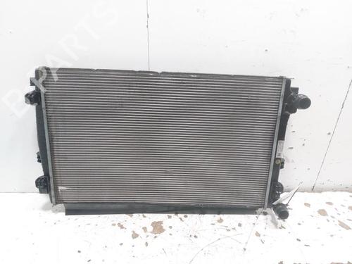 Used Water radiator SEAT LEON (5F1) 2.0 TDI (150 hp) 30454765