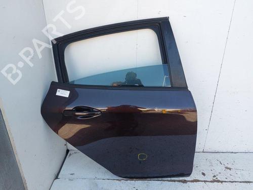 Dør højre bagtil Dør højre bagtil PEUGEOT 208 I (CA_, CC_) 1.2 VTI 82 (82 hp) 34270355 34270355