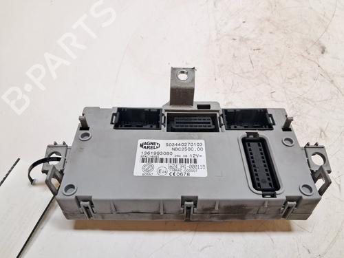 Used Fuse box Fuse box 37660349 37660349
