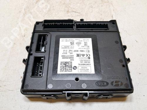 Used Engine control unit (ECU) Engine control unit (ECU) KIA SPORTAGE V (NQ5) 1.6 CRDi MHEV (136 hp) 33734461 33734461