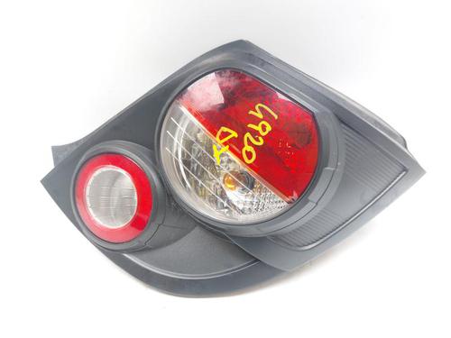 Feu arrière droit CHEVROLET AVEO Hatchback (T300) 1.2 (86 hp) 29880212