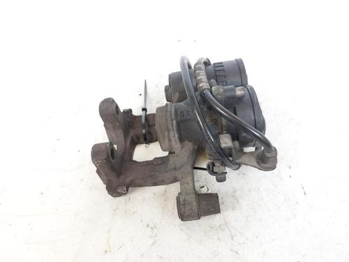 Used Left front brake caliper MINI MINI COUNTRYMAN (F60) Cooper ALL4 (136 hp) 18740285