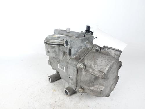 Used AC compressor TOYOTA YARIS (_P13_) 1.5 Hybrid (NHP130_, NHP130) (101 hp) 20502341
