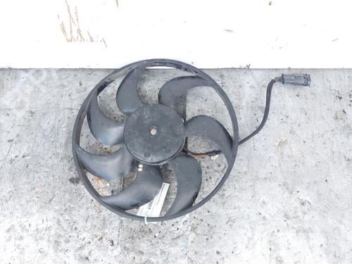 Used Radiator fan PEUGEOT 208 II (UB_, UP_, UW_, UJ_) 1.5 BlueHDI 100 (102 hp) 19582416