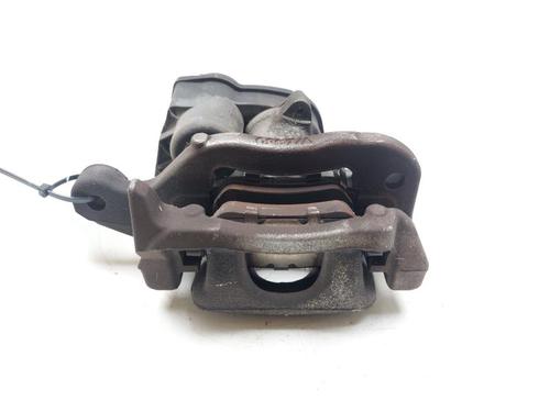 Used Right front brake caliper Right front brake caliper RENAULT KADJAR (HA_, HL_) 1.5 BLUE dCi 115 (HLA6) (116 hp) 29238738 29238738