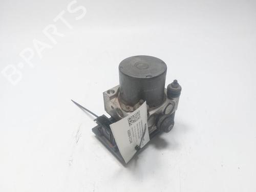 Used ABS pump FIAT PANDA (169_) 1.3 D Multijet (169.AXC1A) (70 hp) 33197837