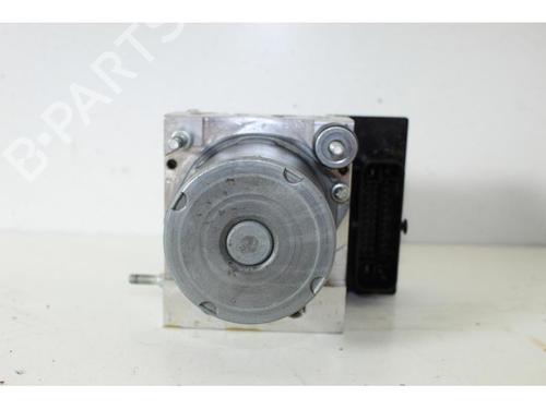 Used ABS pump FIAT BRAVO II (198_) 1.4 (198AXA1B) (90 hp) 15145992