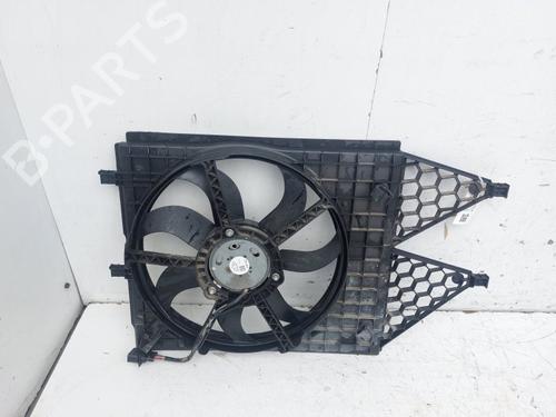 Used Radiator fan Radiator fan 37259550 37259550