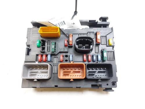 Used Fuse box PEUGEOT 207 (WA_, WC_) 1.4 HDi (70 hp) 28367673