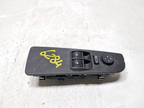 Pulsantiera anteriore sinistra FIAT GRANDE PUNTO (199_) 1.2 (65 hp) 31307783