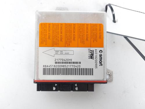 Used Engine control unit (ECU) Engine control unit (ECU) SMART FORTWO Coupe (451) 1.0 (451.331, 451.380) (71 hp) 21781152 21781152