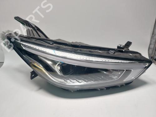 Used Right headlight MG MG ZS SUV (AZS1) 1.0 T-GDi (111 hp) 30454890