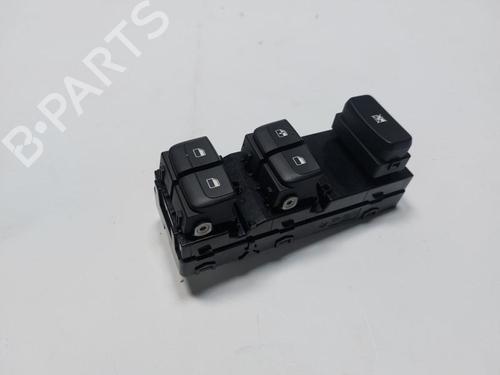 Used Left front window switch KIA STONIC (YB) 1.0 T-GDi Eco-Dynamics+ (101 hp) 33195781