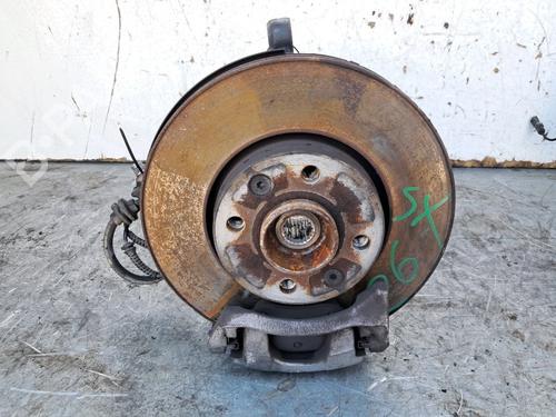 Used Left front steering knuckle Left front steering knuckle RENAULT CLIO V (B7_) 1.0 TCe 100 (B7MT) (101 hp) 36429988 36429988