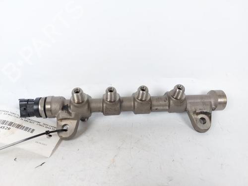 Used Injection rail Injection rail JEEP CHEROKEE (KL) 2.0 CRD 4x4 (170 hp) 15161515 15161515