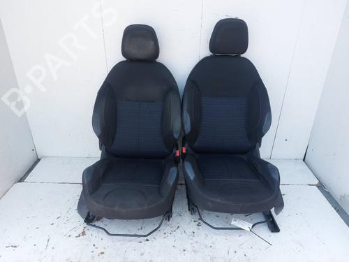 Sitze Komplett für Sitze Komplett PEUGEOT 208 I (CA_, CC_) 1.2 VTI 82 (82 hp) 36488647 36488647