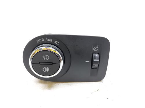 switch-opel-grandland-grandland-x-a18-p1uo-2017-25434042 main image