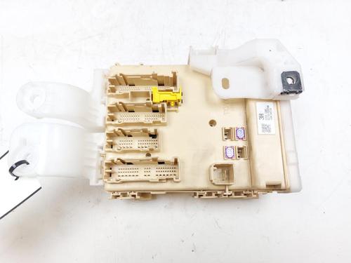 Used Fuse box TOYOTA AURIS Estate (_E18_) 1.8 Hybrid (ZWE186_, ZWE186R, ZWE186H) (136 hp) 25732659