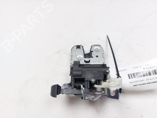 Used Tailgate lock SKODA SUPERB III Estate (3V5) 1.5 TSi (150 hp) 27713288